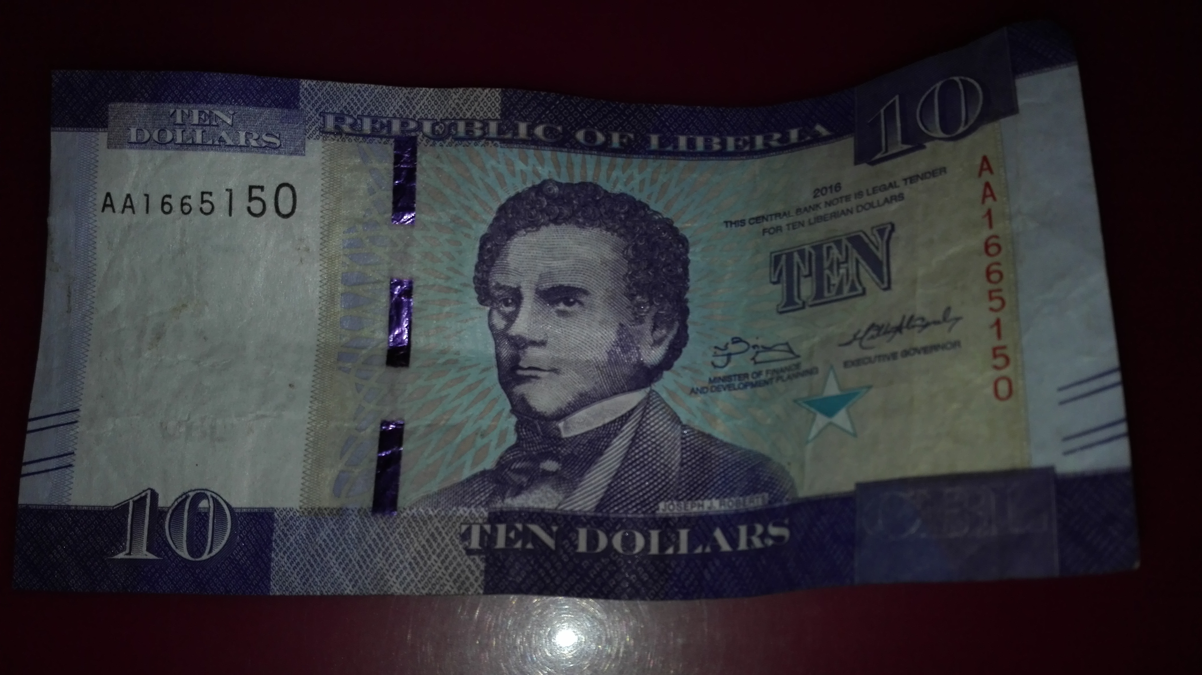 10 Liberian Dollars